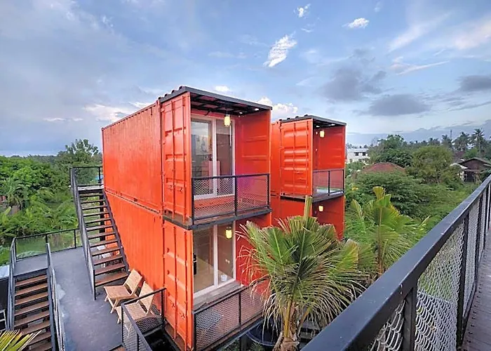 Cubi Haus Lovina Отель Kaliasem